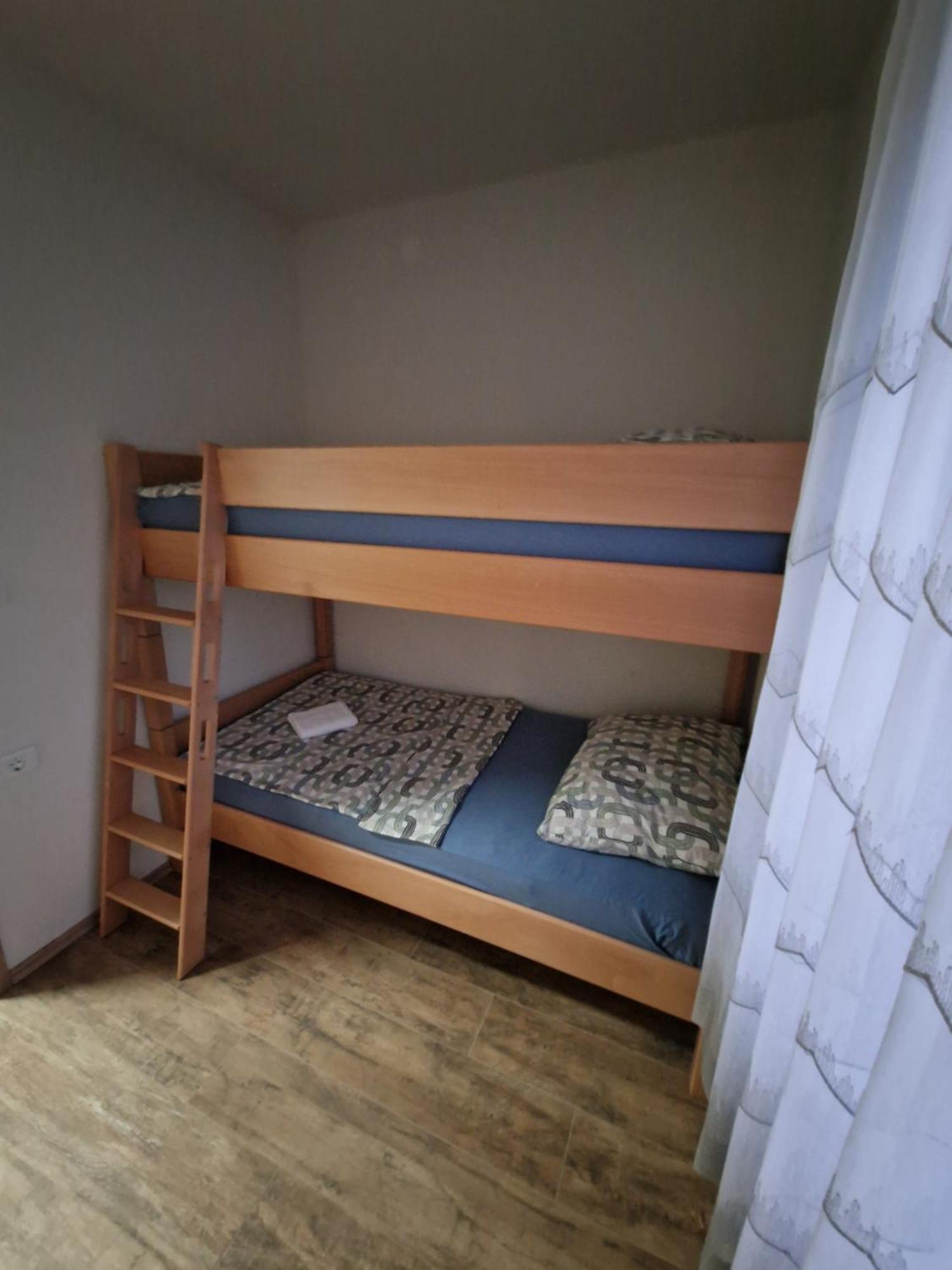 Apartma-Sobe Lejla วิพาวา ภายนอก รูปภาพ