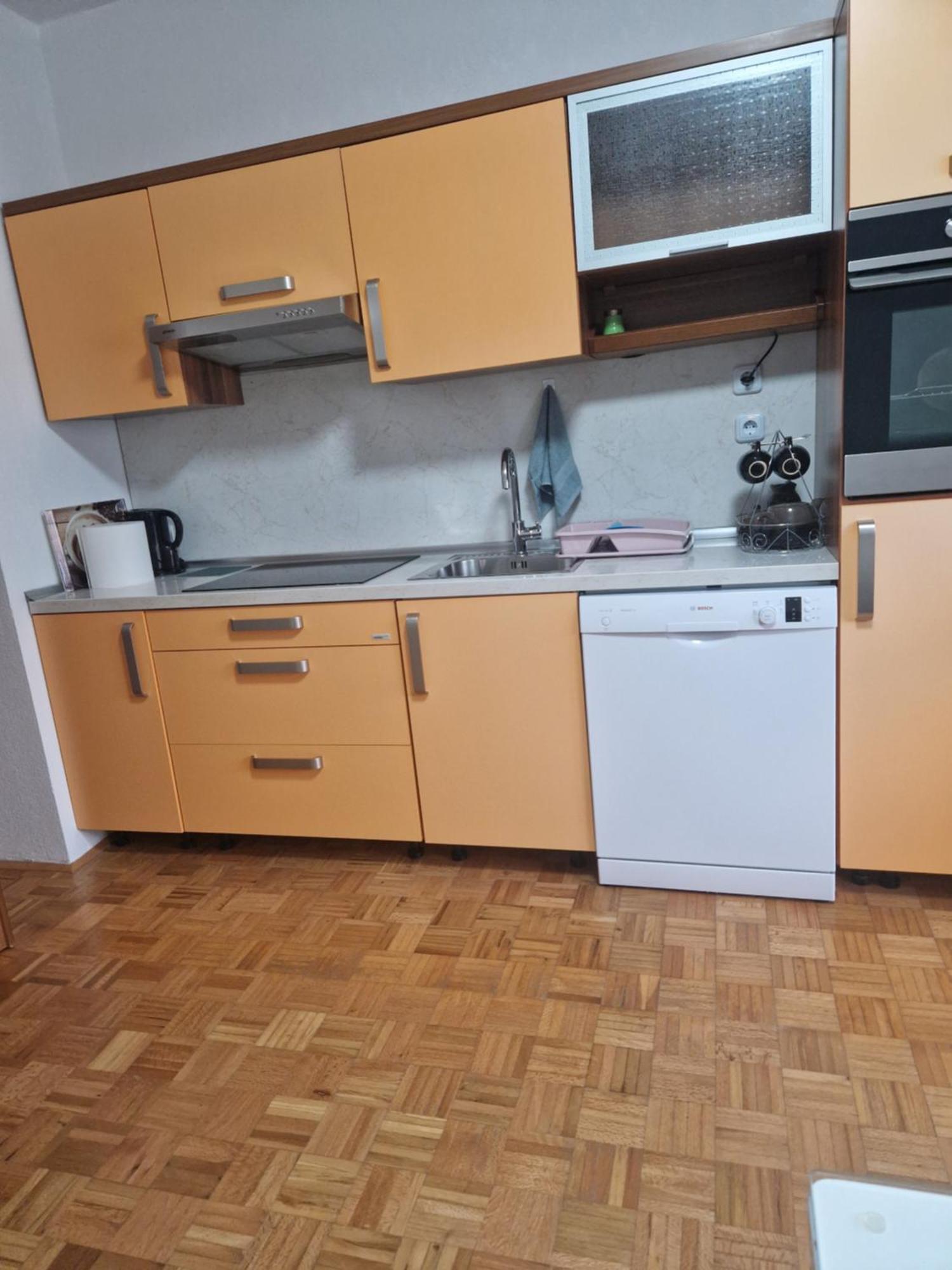 Apartma-Sobe Lejla วิพาวา ภายนอก รูปภาพ